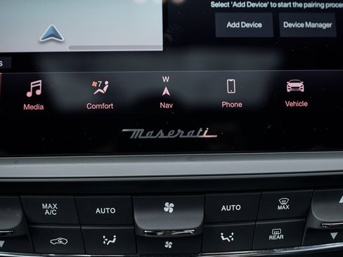 Used 2021 Maserati Quattroporte Trofeo image 82