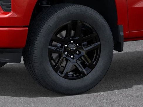 New 2026 Chevrolet Silverado 1500 Custom w/ LPO, Dark Essentials Package AWD/4WD image 9