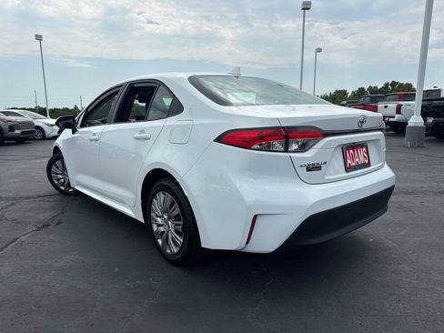 Used 2024 Toyota Corolla LE FWD image 6