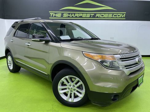 Used 2013 Ford Explorer XLT image 1