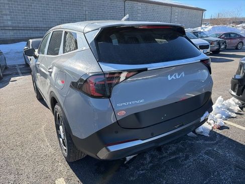 New 2026 Kia Sportage S image 4
