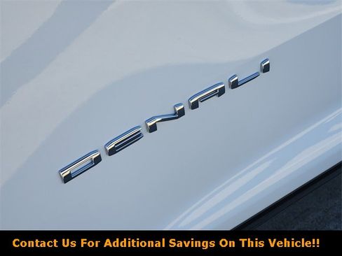 New 2026 GMC Acadia Denali w/ Super Cruise Package image 8