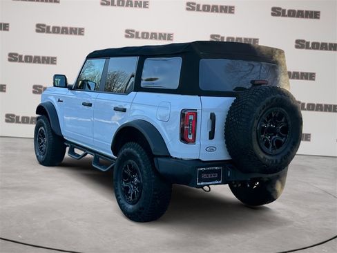 Used 2022 Ford Bronco Wildtrak image 3