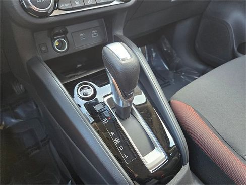 New 2025 Nissan Versa SR w/ Trunk Package image 24