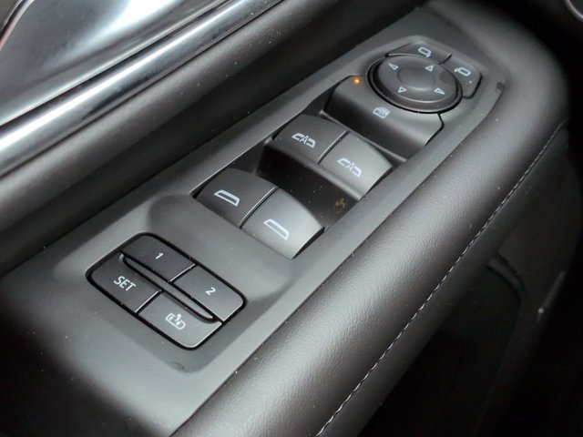 Used 2023 Chevrolet Suburban LT AWD/4WD image 22