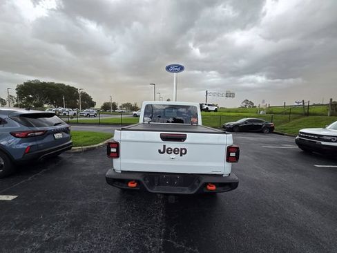 Used 2021 Jeep Gladiator Mojave AWD/4WD image 6