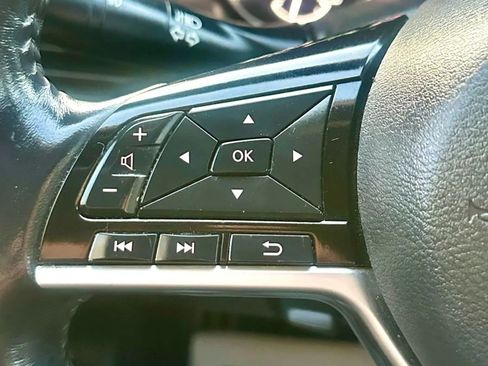 Used 2019 Nissan Altima 2.5 SV image 21