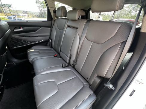 Used 2019 Hyundai Santa Fe Limited image 17
