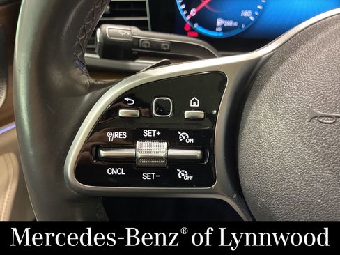 Used 2020 Mercedes-Benz GLE 350 4MATIC image 13