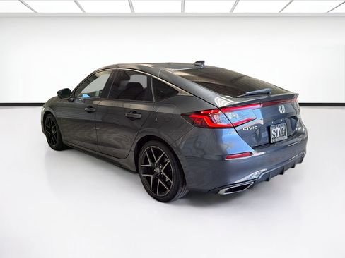 Used 2022 Honda Civic Sport Touring image 6