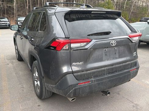 Used 2024 Toyota RAV4 XLE w/ Convenience Package image 9