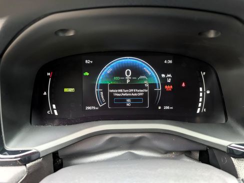 Used 2026 Toyota Camry LE FWD image 17