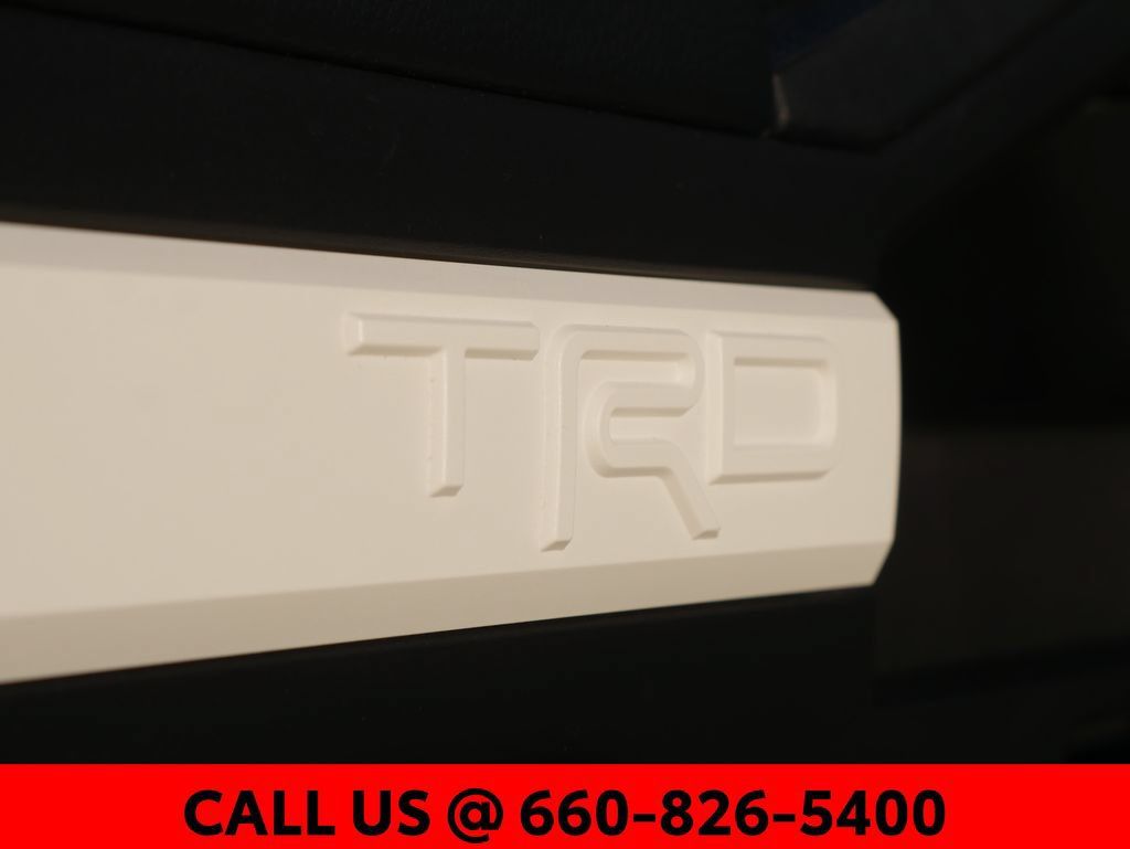 Used 2024 Toyota Tacoma TRD Off-Road AWD/4WD image 31