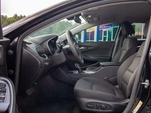 Used 2024 Chevrolet Malibu LT FWD image 7