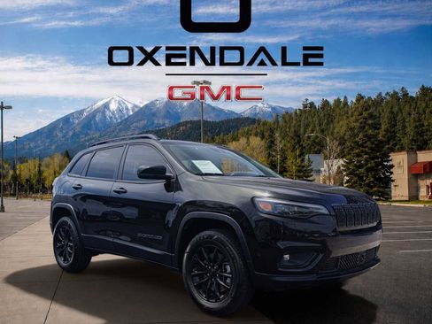 Used 2023 Jeep Cherokee Altitude Lux AWD/4WD image 7