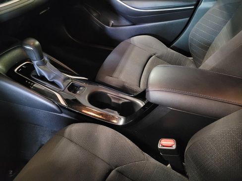 Used 2022 Toyota Corolla SE FWD image 26