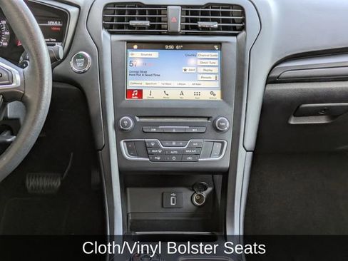 Used 2018 Ford Fusion SE w/ Equipment Group 201A image 20