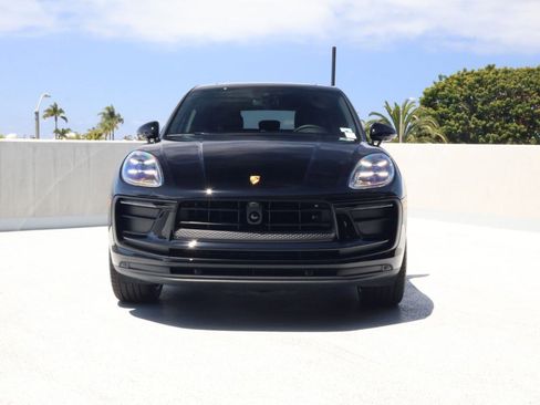New 2026 Porsche Macan AWD/4WD image 6