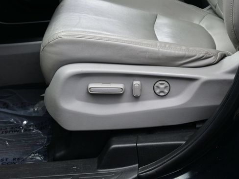 Used 2019 Honda Odyssey Elite image 14