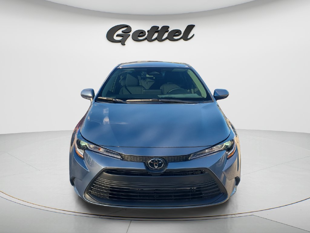 New 2027 Toyota Corolla LE w/ LE Premium Package FWD image 2