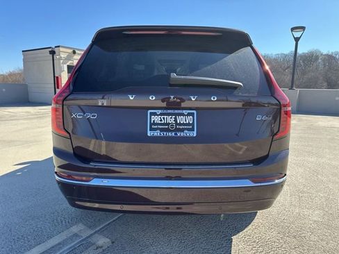 New 2026 Volvo XC90 B6 Plus w/ Protection Package Premier image 6