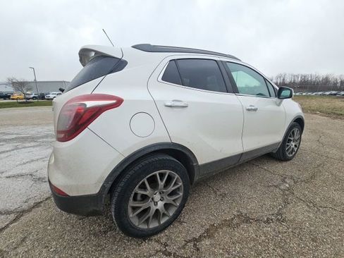 Used 2018 Buick Encore Sport Touring image 3
