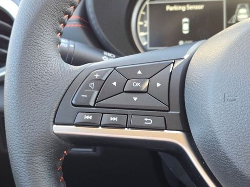 Used 2025 Nissan Versa SR w/ Trunk Package image 29