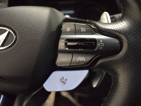 Used 2021 Hyundai Veloster N image 11