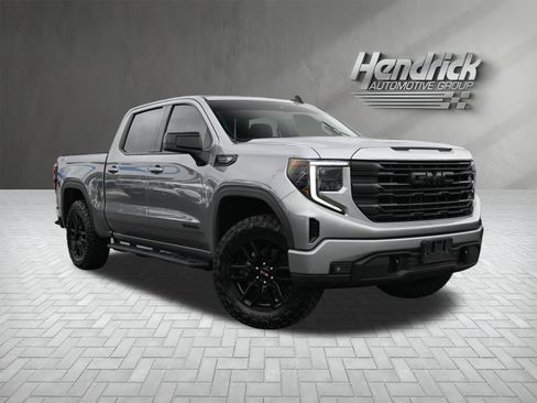 Used 2024 GMC Sierra 1500 Elevation w/ X31 Off-Road Package image 2