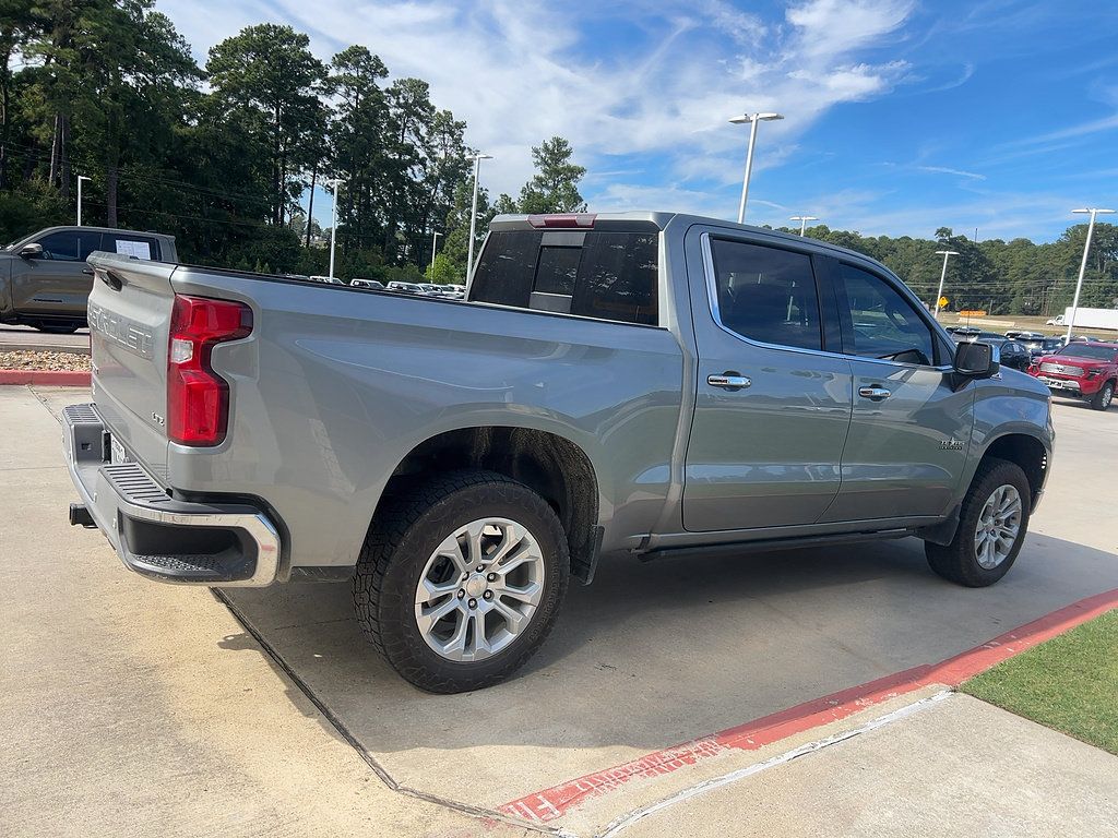 Used 2023 Chevrolet Silverado 1500 LTZ AWD/4WD image 2