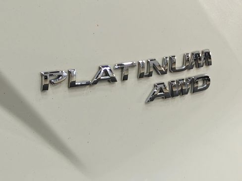 Used 2017 Nissan Murano Platinum w/ Platinum Technology Package AWD/4WD image 56