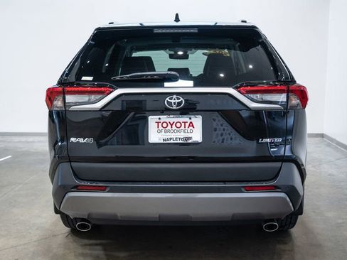 Certified 2021 Toyota RAV4 Limited FWD image 8