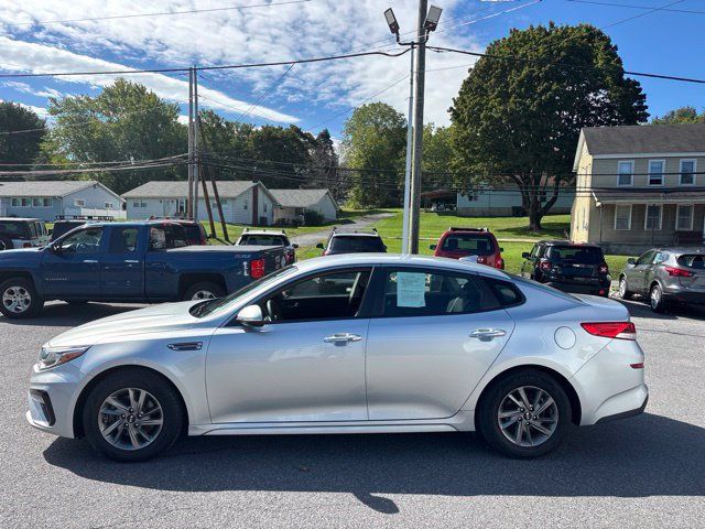 Used 2020 Kia Optima LX FWD image 4
