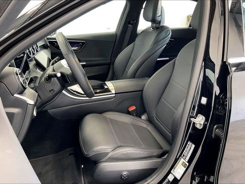 Used 2026 Mercedes-Benz C 300 Sedan image 7
