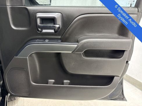 Used 2018 Chevrolet Silverado 1500 LT w/ LT Eassist Package image 9