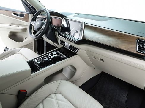 New 2026 Volkswagen Atlas SE image 33