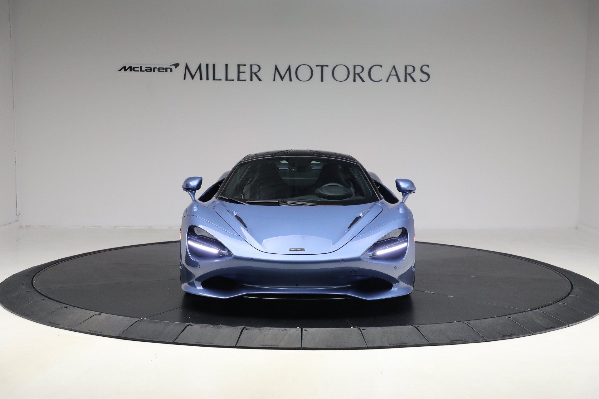 Used 2026 McLaren 750S RWD image 12