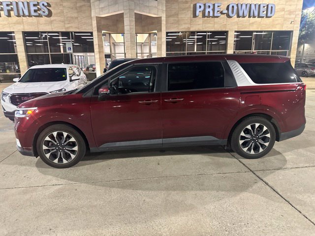 Certified 2024 Kia Carnival EX FWD image 2