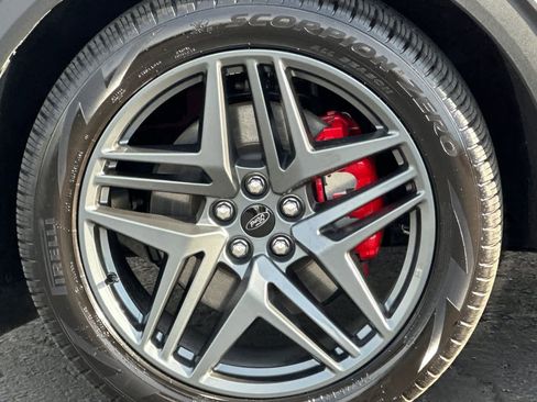 Certified 2025 Ford Explorer ST image 27