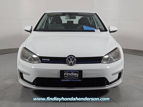 Used 2016 Volkswagen e-Golf SE image 7