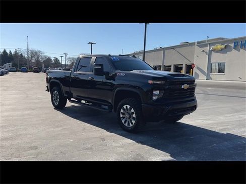Certified 2025 Chevrolet Silverado 2500 Custom w/ Custom Convenience Package image 6
