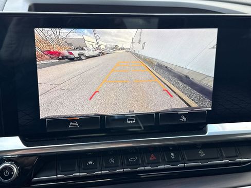 Used 2022 GMC Sierra 1500 SLT w/ SLT Premium Package image 26