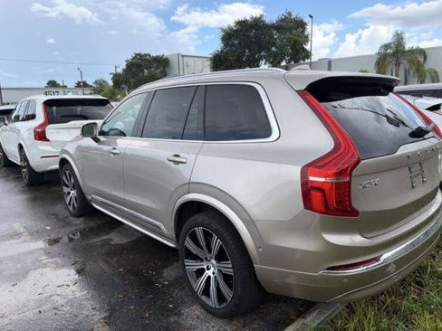 Used 2024 Volvo XC90 T8 Plus AWD/4WD image 3