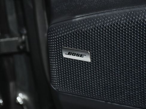 Used 2025 Porsche Macan 4 Electric image 17