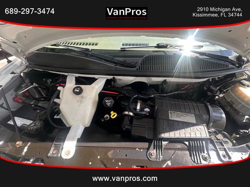 Used 2012 Chevrolet Express 2500 image 16