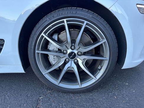 Used 2025 Genesis G70 2.5T image 31