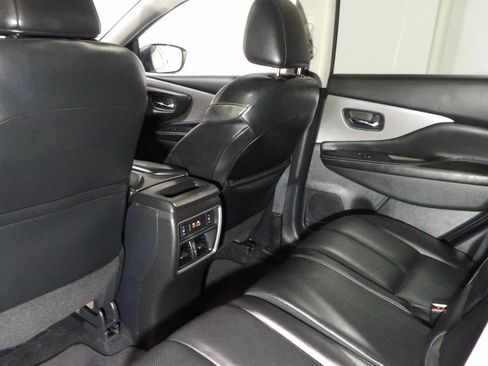 Used 2019 Nissan Murano SL w/ SL Technology Package AWD/4WD image 13