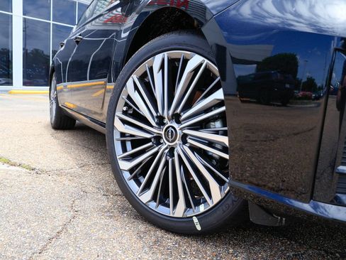 New 2026 Nissan Altima 2.5 SV FWD image 16
