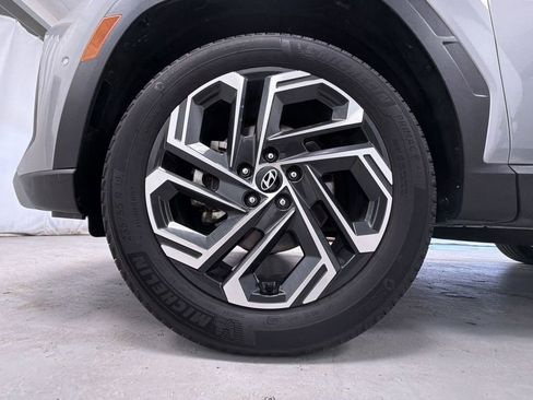 Used 2025 Hyundai Tucson Limited AWD/4WD image 14