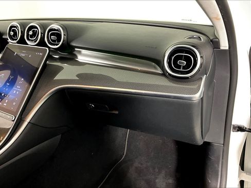 Used 2022 Mercedes-Benz C 300 Sedan image 18